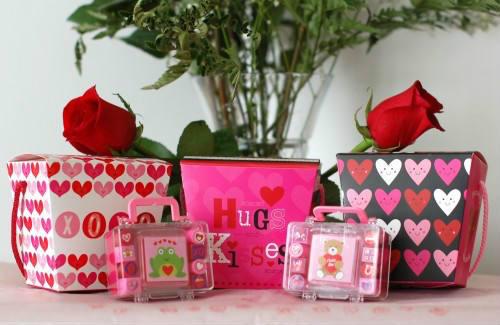 valentine's day craft ideas Chocolate Peanut Butter Truffles in Boxes