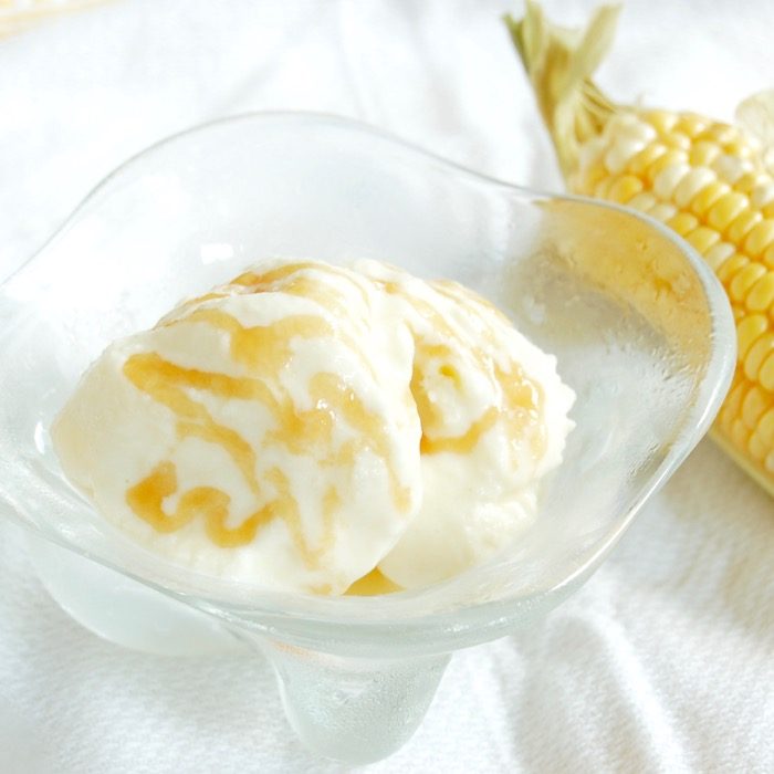 Caramel Corn Frozen Yogurt | Jessica Levinson, MS, RDN, CDN This caramel corn frozen yogurt is a delicious way to enjoy the flavor of sweet summer corn throughout the year. Get the recipe, made with less added sugar than most frozen desserts, at JessicaLevinson.com | #lessaddedsugar #frozenyogurt #caramelcorn #froyo #corn #summereats