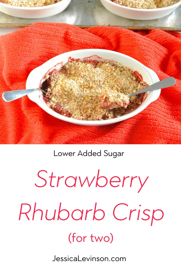 Get tips for managing added sugar this summer and enjoy a lower-sugar version of one of summer’s quintessential desserts, Strawberry Rhubarb Crisp (AD). Recipe via JessicaLevinson.com | #addedsugar #lowsugardessert #strawberry #rhubarb #summerdessert #splendanaturals Strawberry Rhubarb Crisp Recipe Collage with Text Overlay